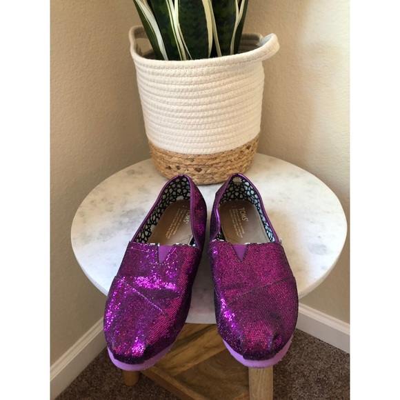 purple glitter toms